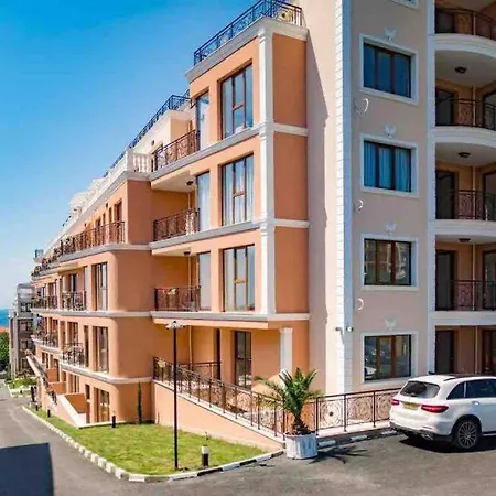 Feniks Apartamento *